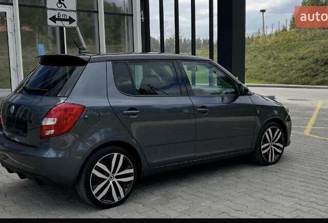 Сірий Шкода Фабія, об'ємом двигуна 1.4 л та пробігом 190 тис. км за 8700 $, фото 7 на Automoto.ua
