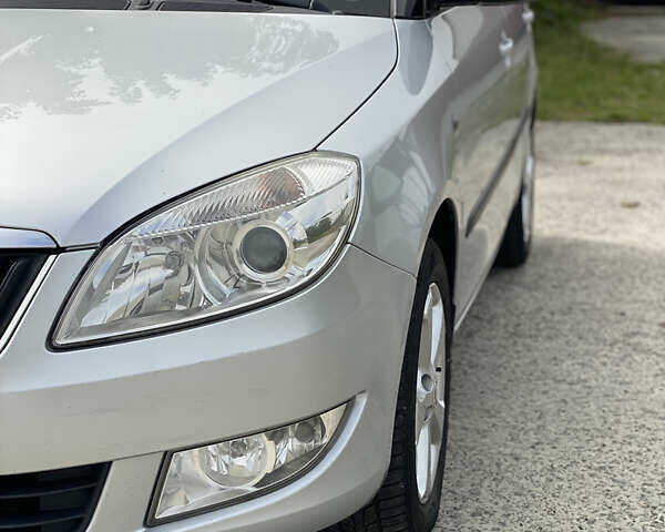 Сірий Шкода Фабія, об'ємом двигуна 1.2 л та пробігом 234 тис. км за 5600 $, фото 12 на Automoto.ua