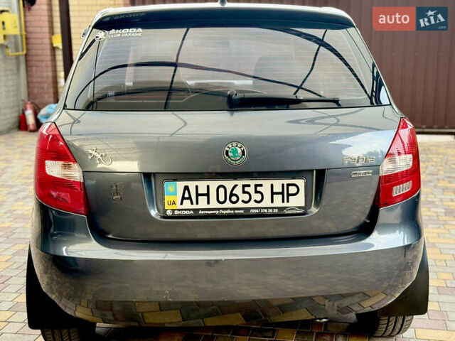 Сірий Шкода Фабія, об'ємом двигуна 1.39 л та пробігом 160 тис. км за 6800 $, фото 6 на Automoto.ua