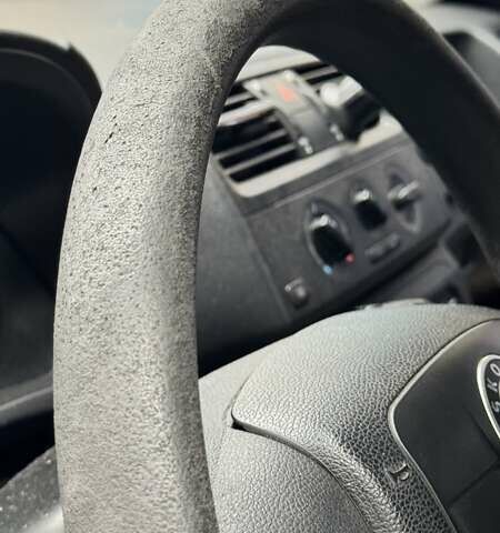 Серый Шкода Фабия, объемом двигателя 1.2 л и пробегом 205 тыс. км за 5500 $, фото 9 на Automoto.ua