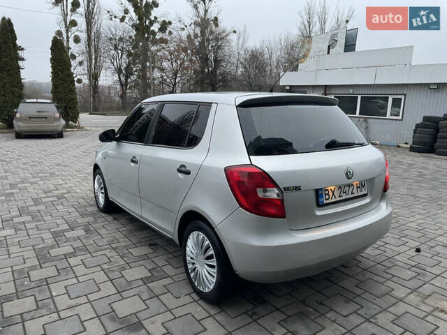 Серый Шкода Фабия, объемом двигателя 1.2 л и пробегом 271 тыс. км за 3800 $, фото 2 на Automoto.ua