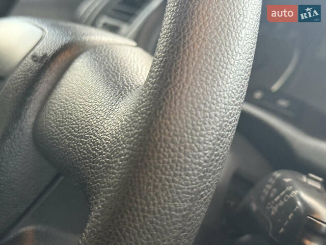 Сірий Шкода Фабія, об'ємом двигуна 1.39 л та пробігом 160 тис. км за 6800 $, фото 38 на Automoto.ua