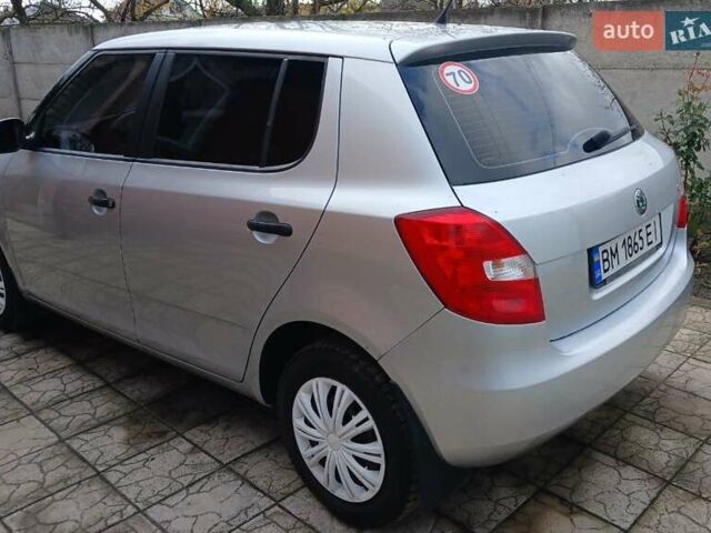 Серый Шкода Фабия, объемом двигателя 1.2 л и пробегом 271 тыс. км за 4700 $, фото 5 на Automoto.ua