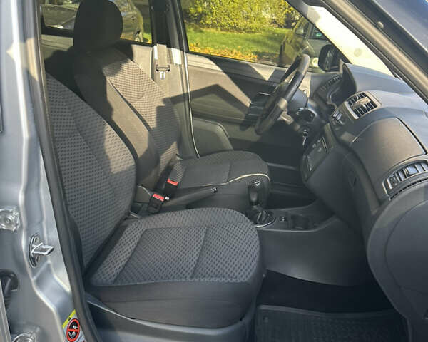 Шкода Фабия 2011 в Киеве на Automoto.ua Серый Шкода Фабия, объемом двигателя 1.4 л и пробегом 258 тыс. км за 5200 $, фото 35 на Automoto.ua