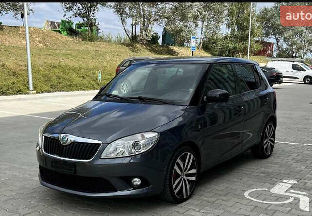 Сірий Шкода Фабія, об'ємом двигуна 1.4 л та пробігом 190 тис. км за 8700 $, фото 2 на Automoto.ua