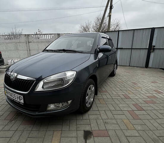 Сірий Шкода Фабія, об'ємом двигуна 1.39 л та пробігом 161 тис. км за 6300 $, фото 1 на Automoto.ua