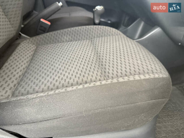 Сірий Шкода Фабія, об'ємом двигуна 1.39 л та пробігом 160 тис. км за 6800 $, фото 37 на Automoto.ua
