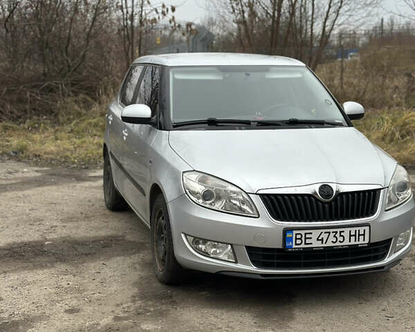 Серый Шкода Фабия, объемом двигателя 1.6 л и пробегом 247 тыс. км за 6700 $, фото 1 на Automoto.ua