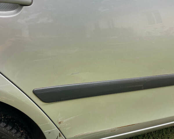 Серый Шкода Фабия, объемом двигателя 1.2 л и пробегом 157 тыс. км за 5000 $, фото 8 на Automoto.ua