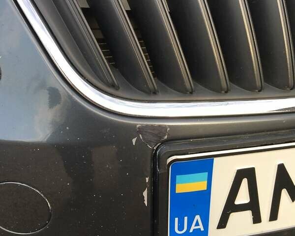 Серый Шкода Фабия, объемом двигателя 1.39 л и пробегом 178 тыс. км за 5800 $, фото 13 на Automoto.ua