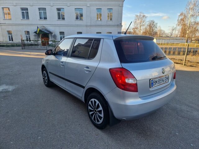 Серый Шкода Фабия, объемом двигателя 0 л и пробегом 217 тыс. км за 5700 $, фото 5 на Automoto.ua