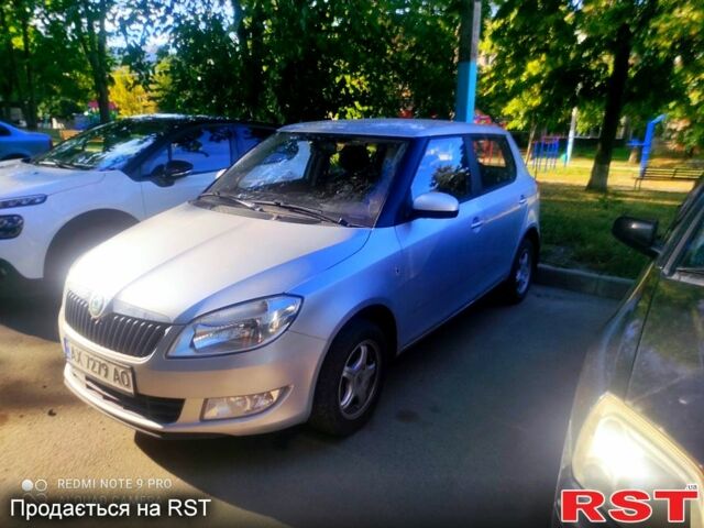 Шкода Фабія 2012 у Харкові на Automoto.ua Сірий Шкода Фабія, об'ємом двигуна 1.4 л та пробігом 41 тис. км за 6500 $, фото 2 на Automoto.ua