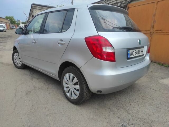 Сірий Шкода Фабія, об'ємом двигуна 1.4 л та пробігом 350 тис. км за 3400 $, фото 5 на Automoto.ua