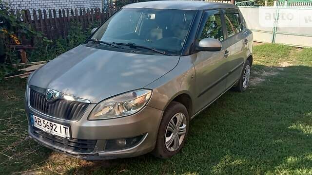 Шкода Фабія 2012 у Вінниці на Automoto.ua Сірий Шкода Фабія, об'ємом двигуна 1.2 л та пробігом 230 тис. км за 4700 $, фото 13 на Automoto.ua