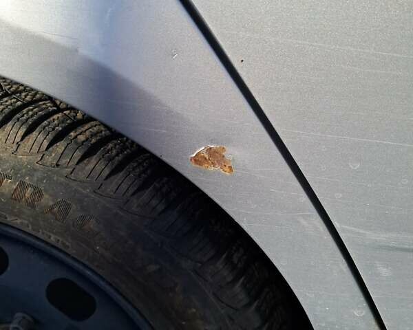 Сірий Шкода Фабія, об'ємом двигуна 1.6 л та пробігом 170 тис. км за 4500 $, фото 14 на Automoto.ua