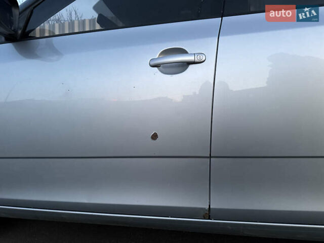 Серый Шкода Фабия, объемом двигателя 1.39 л и пробегом 251 тыс. км за 4199 $, фото 14 на Automoto.ua