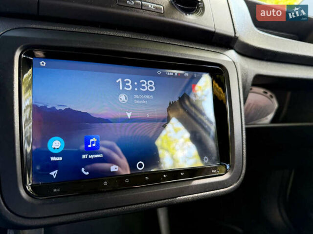 Сірий Шкода Фабія, об'ємом двигуна 1.2 л та пробігом 184 тис. км за 4800 $, фото 15 на Automoto.ua