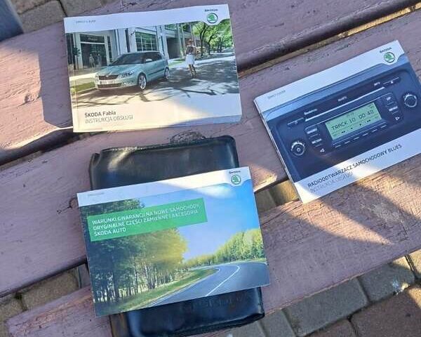 Сірий Шкода Фабія, об'ємом двигуна 1.6 л та пробігом 170 тис. км за 4500 $, фото 27 на Automoto.ua