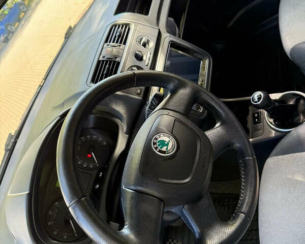 Сірий Шкода Фабія, об'ємом двигуна 1.2 л та пробігом 184 тис. км за 4800 $, фото 10 на Automoto.ua