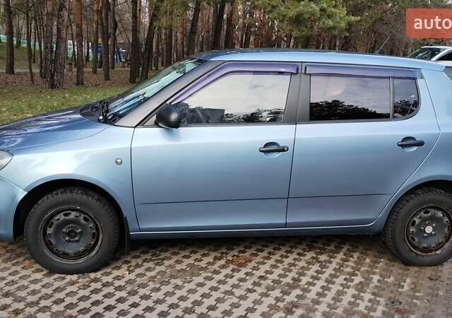 Серый Шкода Фабия, объемом двигателя 1.2 л и пробегом 161 тыс. км за 5500 $, фото 5 на Automoto.ua