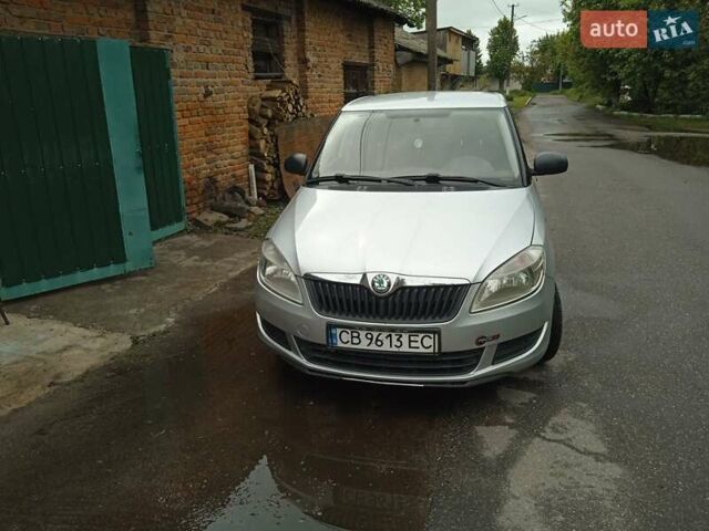 Шкода Фабия 2012 в Мене на Automoto.ua Серый Шкода Фабия, объемом двигателя 1.2 л и пробегом 146 тыс. км за 5300 $, фото 2 на Automoto.ua