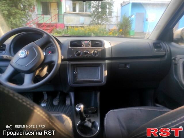 Шкода Фабія 2012 у Харкові на Automoto.ua Сірий Шкода Фабія, об'ємом двигуна 1.4 л та пробігом 41 тис. км за 6500 $, фото 1 на Automoto.ua