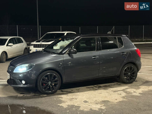 Сірий Шкода Фабія, об'ємом двигуна 1.4 л та пробігом 219 тис. км за 8600 $, фото 1 на Automoto.ua