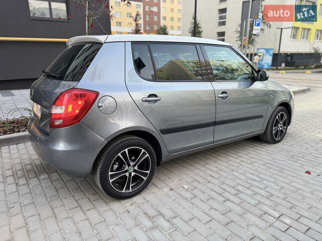 Шкода Фабия 2012 в Львове на Automoto.ua Серый Шкода Фабия, объемом двигателя 1.2 л и пробегом 83 тыс. км за 8199 $, фото 5 на Automoto.ua