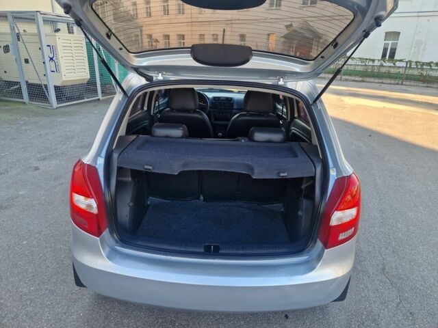 Серый Шкода Фабия, объемом двигателя 0 л и пробегом 217 тыс. км за 5700 $, фото 18 на Automoto.ua