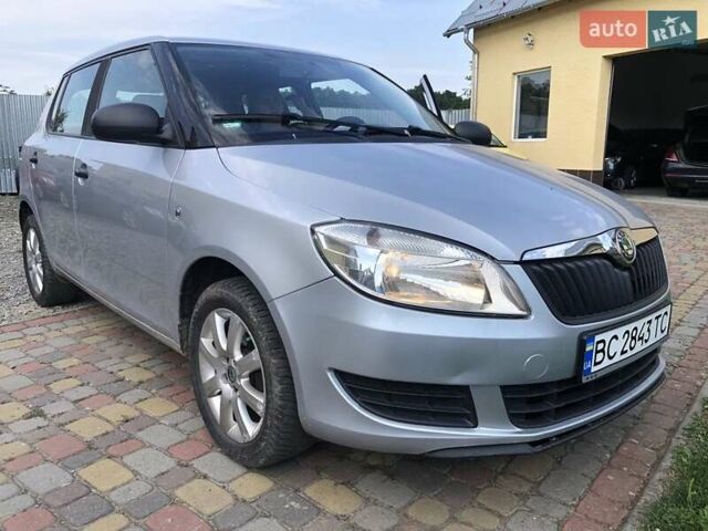 Серый Шкода Фабия, объемом двигателя 1.2 л и пробегом 135 тыс. км за 5990 $, фото 1 на Automoto.ua