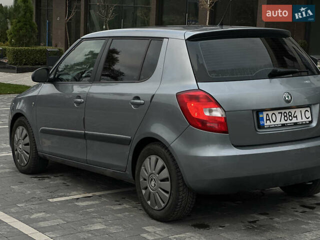 Серый Шкода Фабия, объемом двигателя 1.2 л и пробегом 248 тыс. км за 5700 $, фото 6 на Automoto.ua