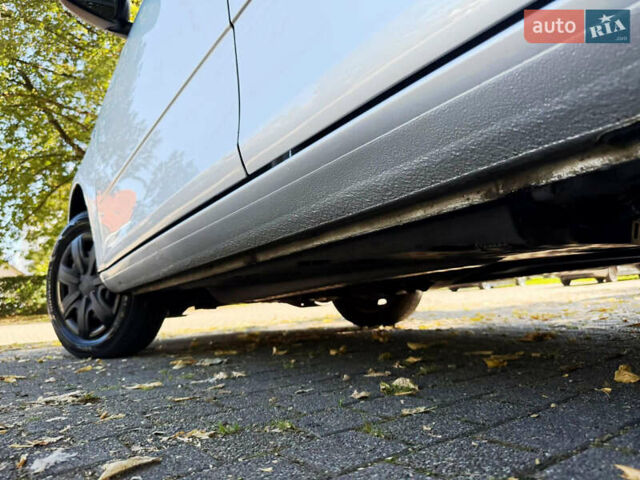 Сірий Шкода Фабія, об'ємом двигуна 1.2 л та пробігом 184 тис. км за 4800 $, фото 4 на Automoto.ua