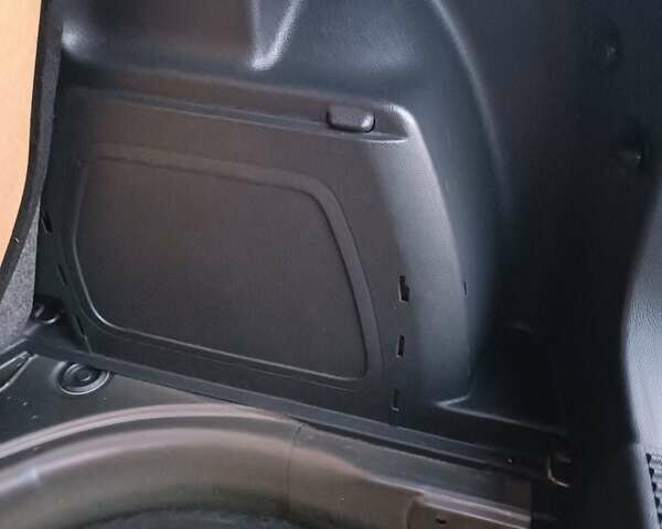 Сірий Шкода Фабія, об'ємом двигуна 1.39 л та пробігом 108 тис. км за 6800 $, фото 41 на Automoto.ua