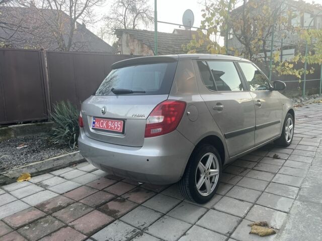 Сірий Шкода Фабія, об'ємом двигуна 1.2 л та пробігом 182 тис. км за 5850 $, фото 2 на Automoto.ua