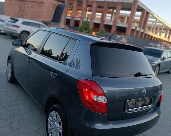 Сірий Шкода Фабія, об'ємом двигуна 1.39 л та пробігом 108 тис. км за 6800 $, фото 10 на Automoto.ua