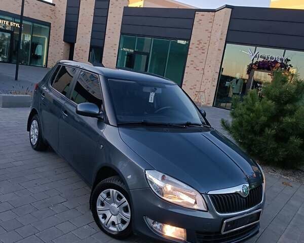 Сірий Шкода Фабія, об'ємом двигуна 1.39 л та пробігом 108 тис. км за 6800 $, фото 7 на Automoto.ua