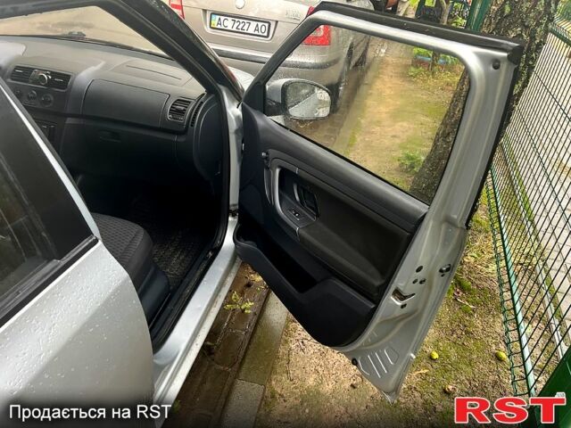 Сірий Шкода Фабія, об'ємом двигуна 1.4 л та пробігом 233 тис. км за 6800 $, фото 11 на Automoto.ua