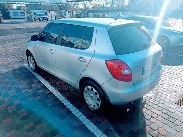 Серый Шкода Фабия, объемом двигателя 1.4 л и пробегом 358 тыс. км за 6100 $, фото 2 на Automoto.ua