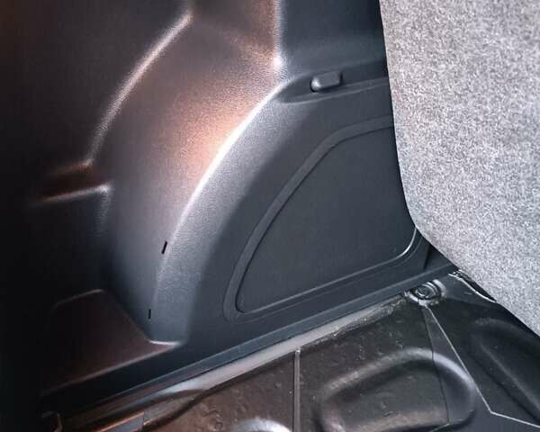 Сірий Шкода Фабія, об'ємом двигуна 1.39 л та пробігом 108 тис. км за 6800 $, фото 39 на Automoto.ua