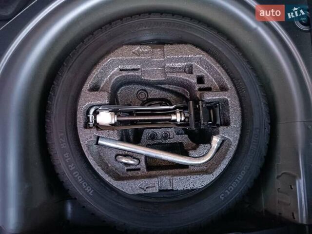 Сірий Шкода Фабія, об'ємом двигуна 1.39 л та пробігом 108 тис. км за 6800 $, фото 37 на Automoto.ua