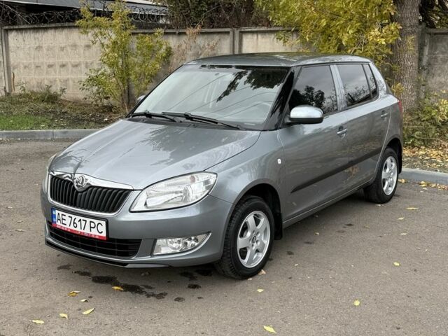 Серый Шкода Фабия, объемом двигателя 1.4 л и пробегом 168 тыс. км за 6150 $, фото 3 на Automoto.ua