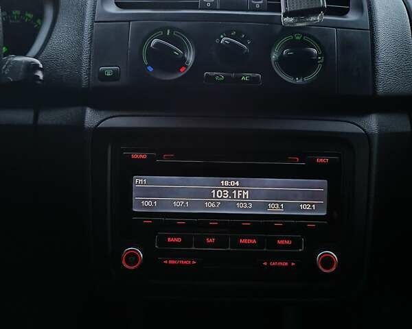 Сірий Шкода Фабія, об'ємом двигуна 1.39 л та пробігом 108 тис. км за 6800 $, фото 34 на Automoto.ua