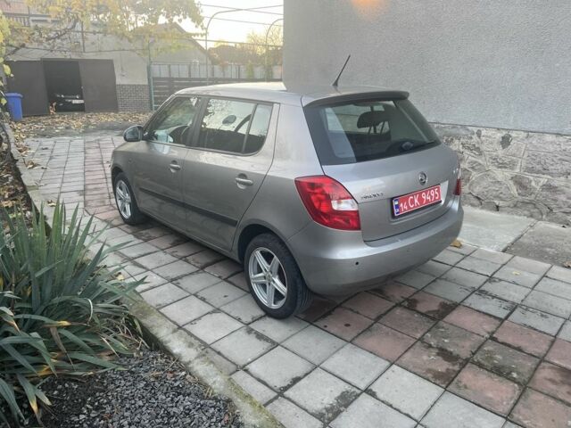 Сірий Шкода Фабія, об'ємом двигуна 1.2 л та пробігом 182 тис. км за 5850 $, фото 3 на Automoto.ua