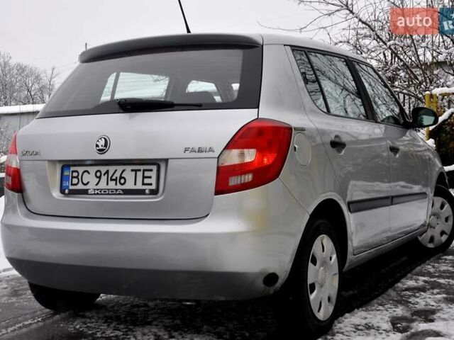 Серый Шкода Фабия, объемом двигателя 1.39 л и пробегом 258 тыс. км за 4999 $, фото 30 на Automoto.ua