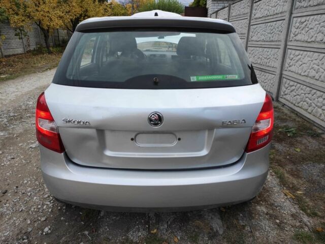 Сірий Шкода Фабія, об'ємом двигуна 1.6 л та пробігом 298 тис. км за 2000 $, фото 1 на Automoto.ua