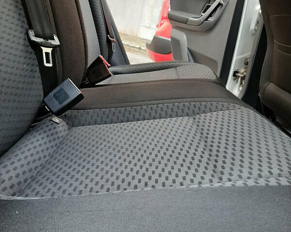 Сірий Шкода Фабія, об'ємом двигуна 1.4 л та пробігом 168 тис. км за 6900 $, фото 19 на Automoto.ua