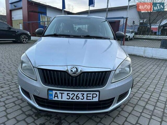 Сірий Шкода Фабія, об'ємом двигуна 1.39 л та пробігом 191 тис. км за 5500 $, фото 1 на Automoto.ua