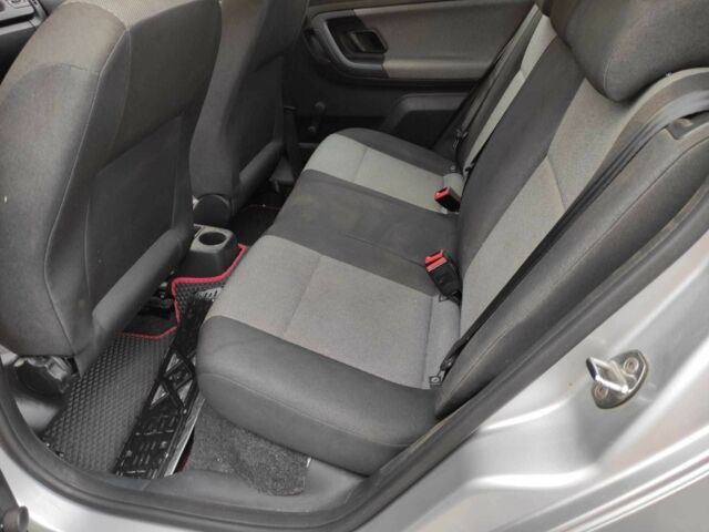 Сірий Шкода Фабія, об'ємом двигуна 1.6 л та пробігом 298 тис. км за 2000 $, фото 10 на Automoto.ua