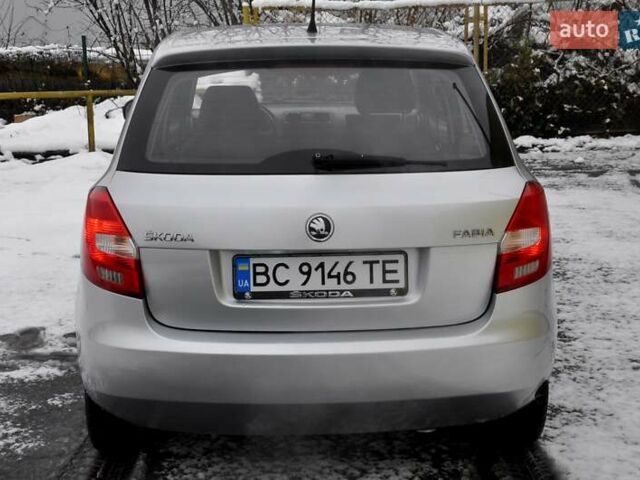 Серый Шкода Фабия, объемом двигателя 1.39 л и пробегом 258 тыс. км за 4999 $, фото 8 на Automoto.ua