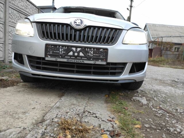 Сірий Шкода Фабія, об'ємом двигуна 1.6 л та пробігом 298 тис. км за 2000 $, фото 9 на Automoto.ua